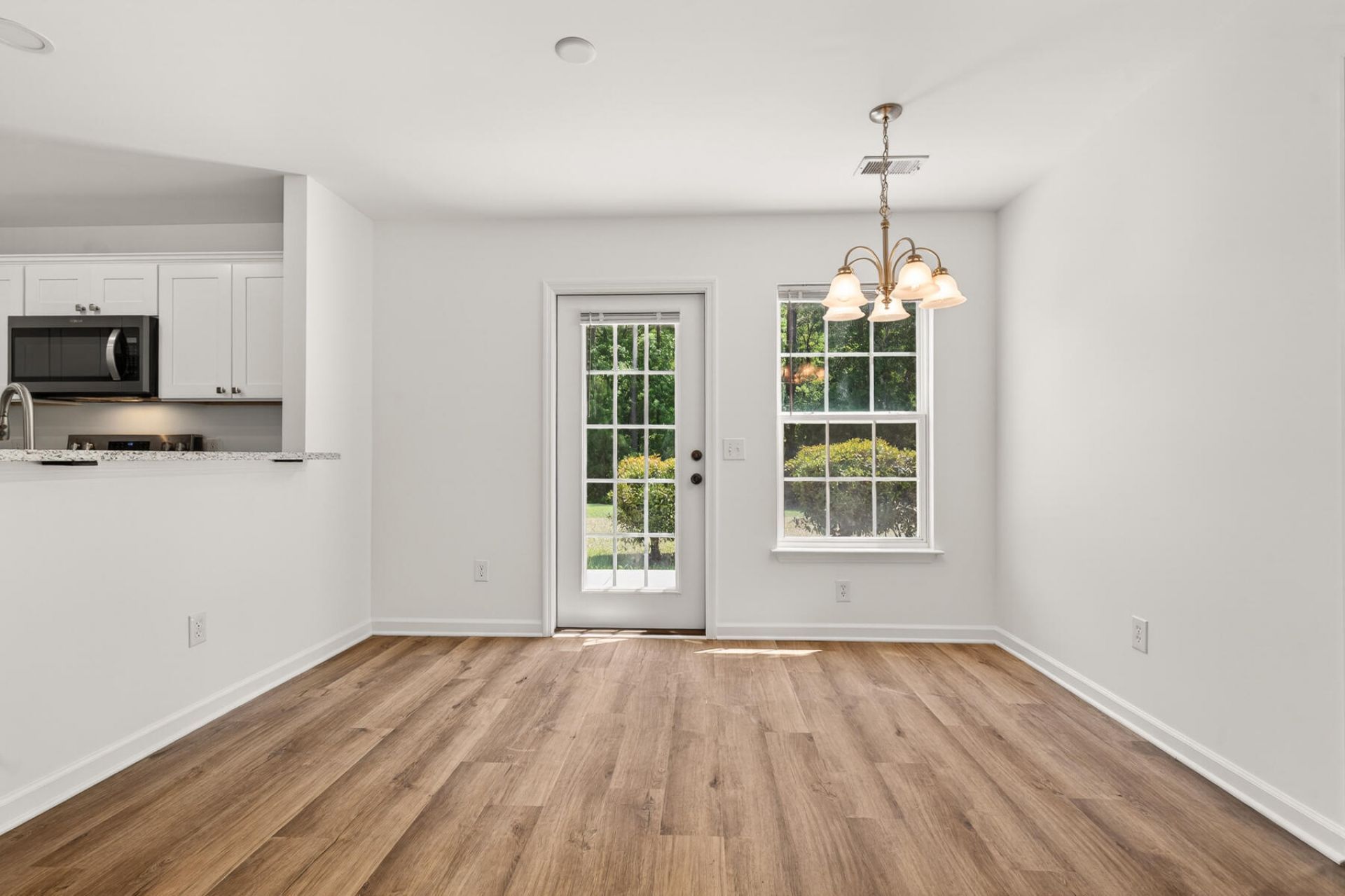 306 Winford Court Photo 6
