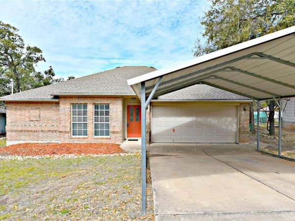 1003 N Riviera CIR , Cedar Park, TX 78613