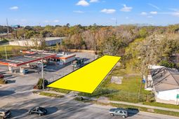 5259 Rivers Avenue photo 4