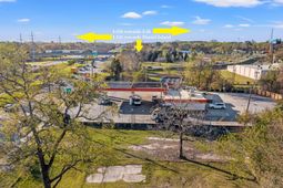 5259 Rivers Avenue photo 4