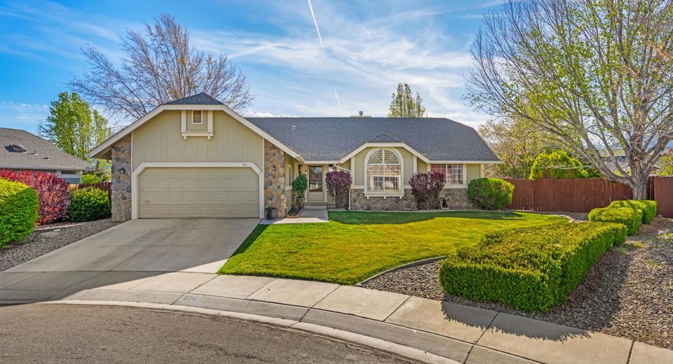 994 Lilac Court, Minden, NV 89423 Photo