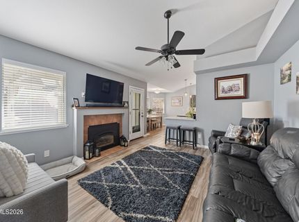 994 Lilac Court, Minden, NV 89423 Photo