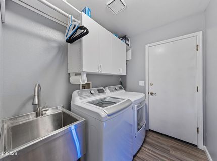 994 Lilac Court, Minden, NV 89423 Photo