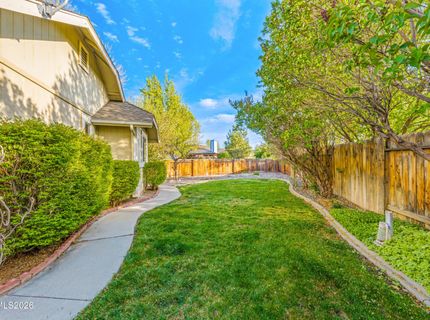 994 Lilac Court, Minden, NV 89423 Photo
