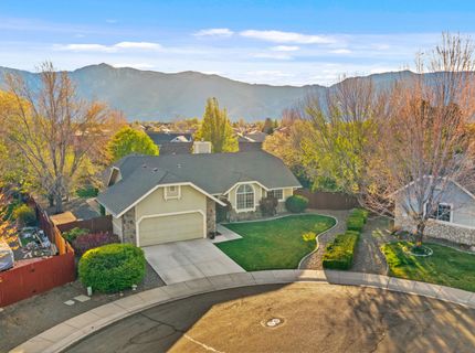 994 Lilac Court, Minden, NV 89423 Photo