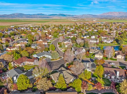 994 Lilac Court, Minden, NV 89423 Photo