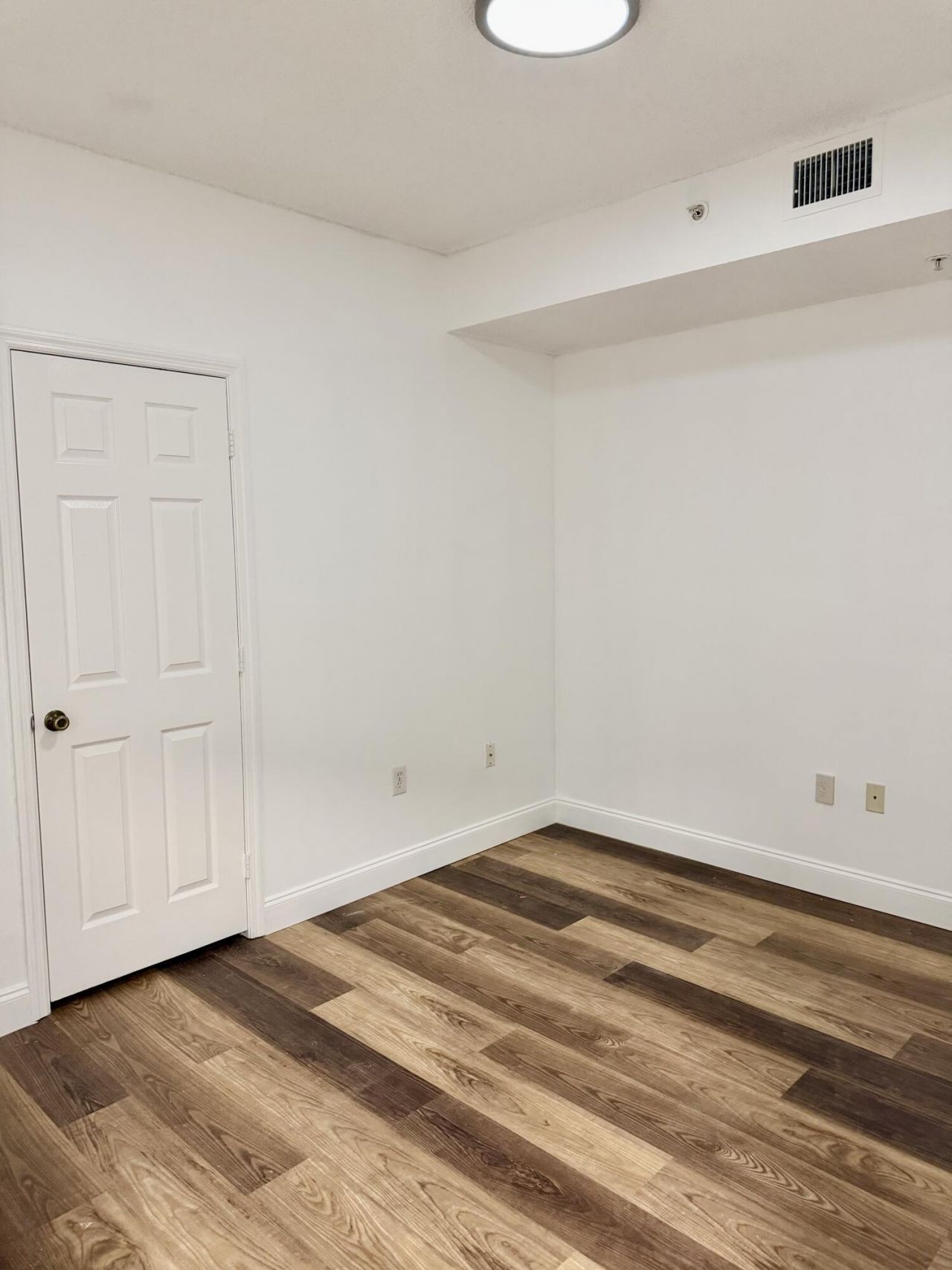 2080 Greenview Shores Boulevard, Unit 421, Wellington, FL 33414 Photo