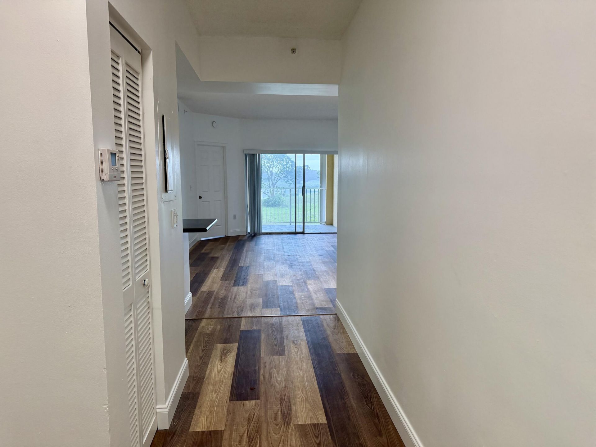 2080 Greenview Shores Boulevard, Unit 421, Wellington, FL 33414 Photo