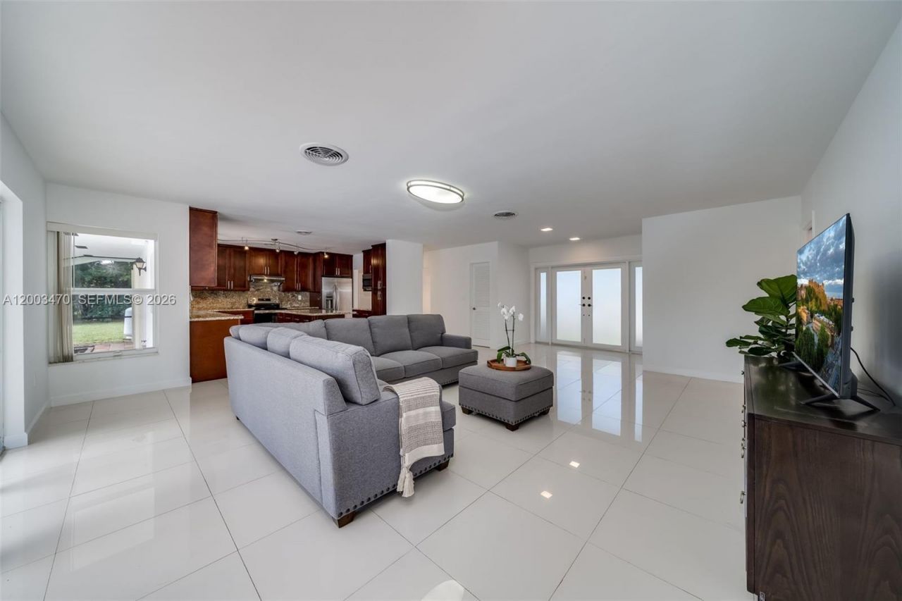 13100 SW 81st Ave , Pinecrest, FL 33156 Photo