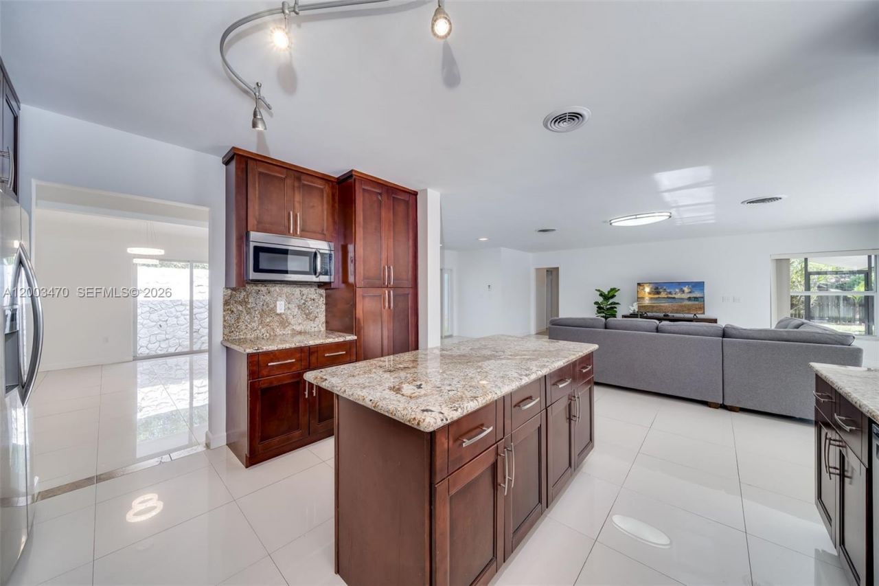 13100 SW 81st Ave , Pinecrest, FL 33156 Photo