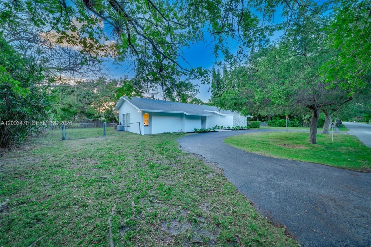 13100 SW 81st Ave , Pinecrest, FL 33156 Photo