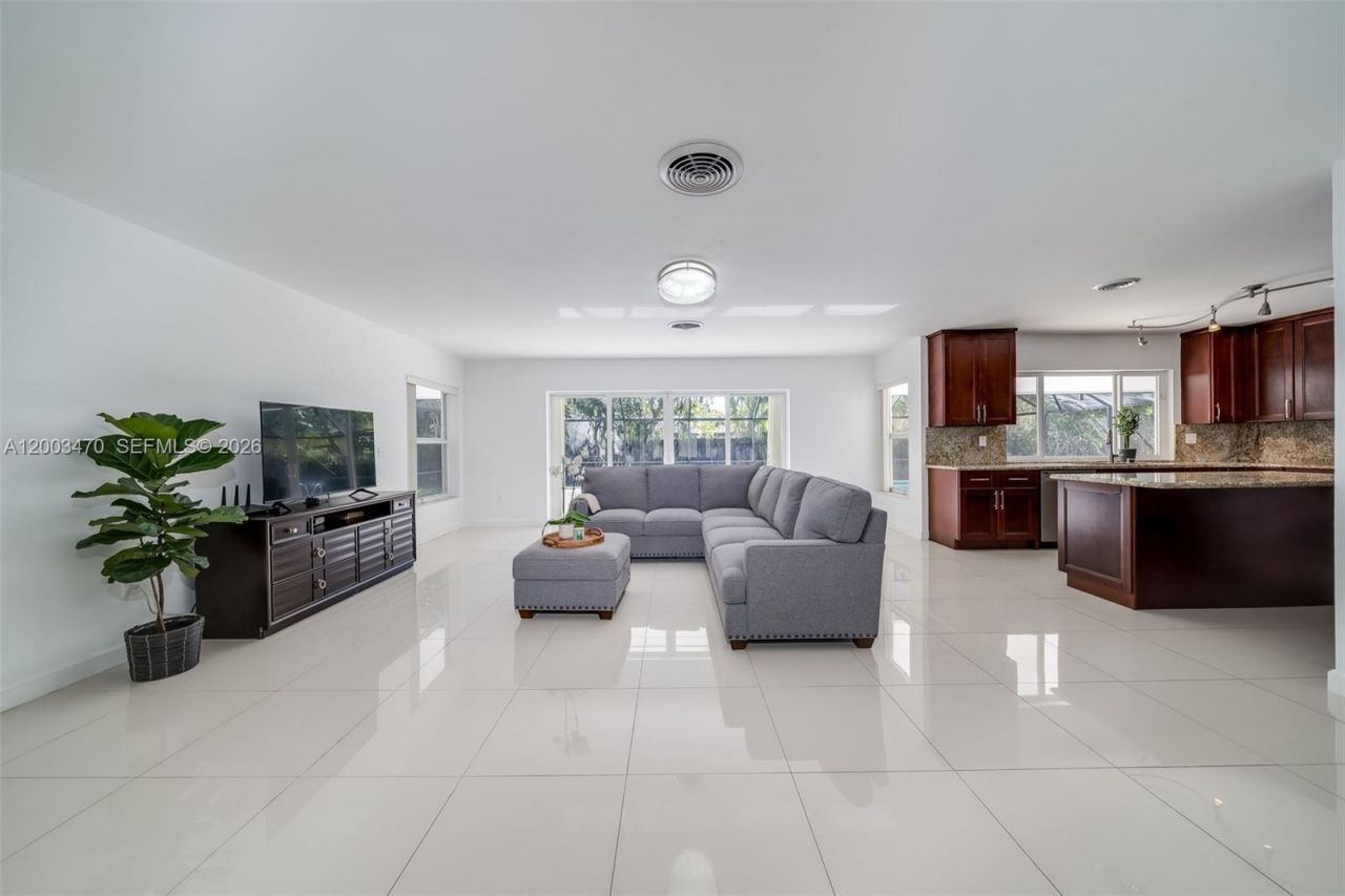 13100 SW 81st Ave , Pinecrest, FL 33156 Photo