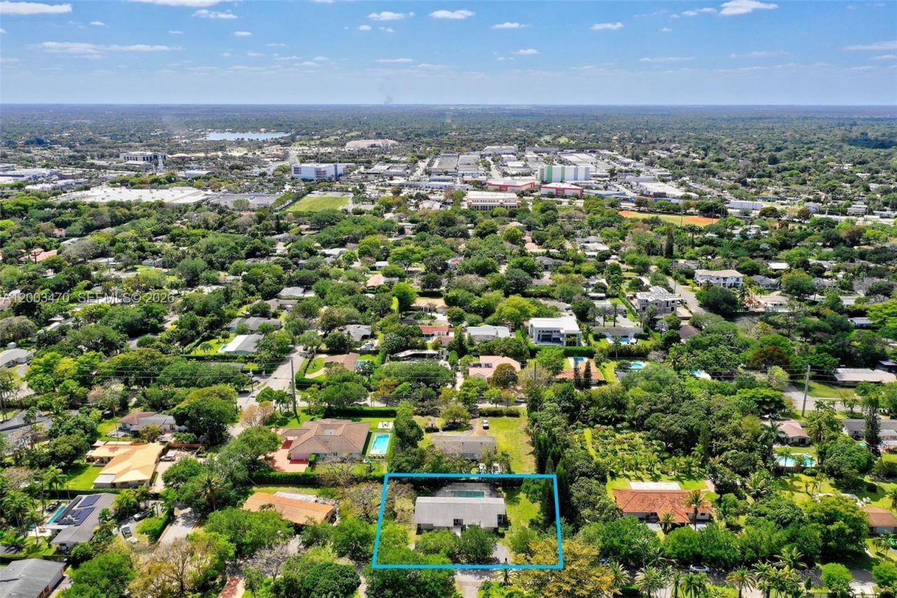 13100 SW 81st Ave , Pinecrest, FL 33156 Photo