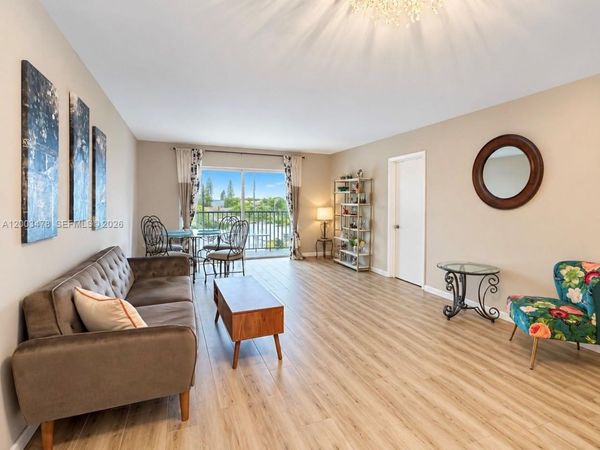 215 SE 3rd Ave, Unit 306C, Hallandale Beach, FL 33009