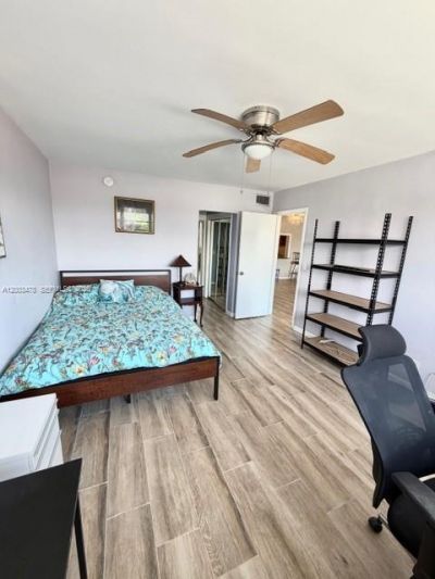 215 SE 3rd Ave , Unit 306C, Hallandale Beach, FL 33009 Photo