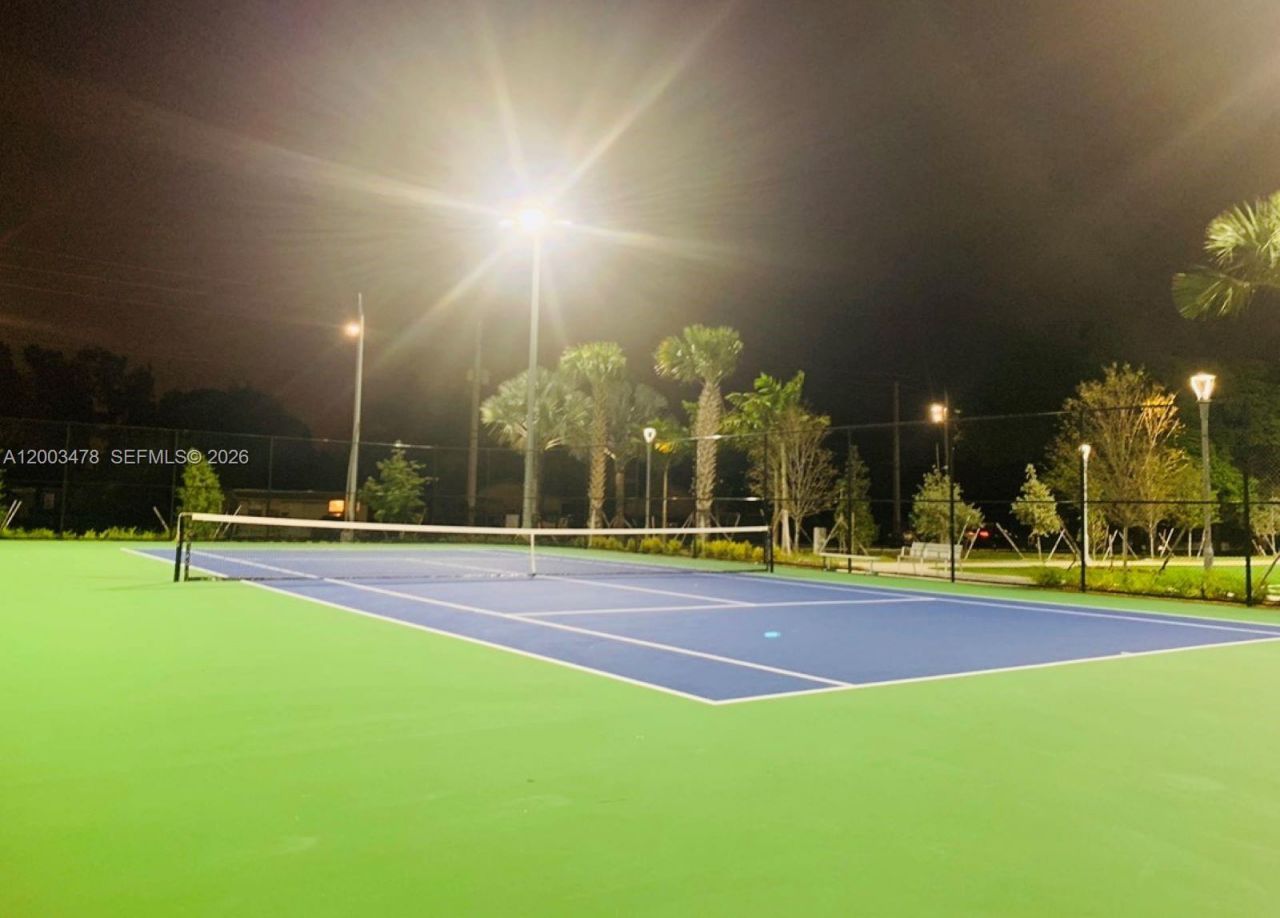 215 SE 3rd Ave, Unit 306C, Hallandale Beach, FL 33009 Photo