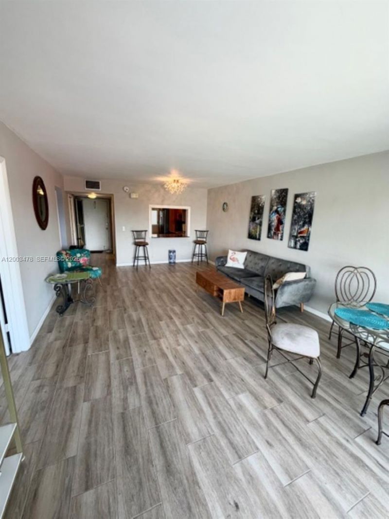 215 SE 3rd Ave , Unit 306C, Hallandale Beach, FL 33009 Photo