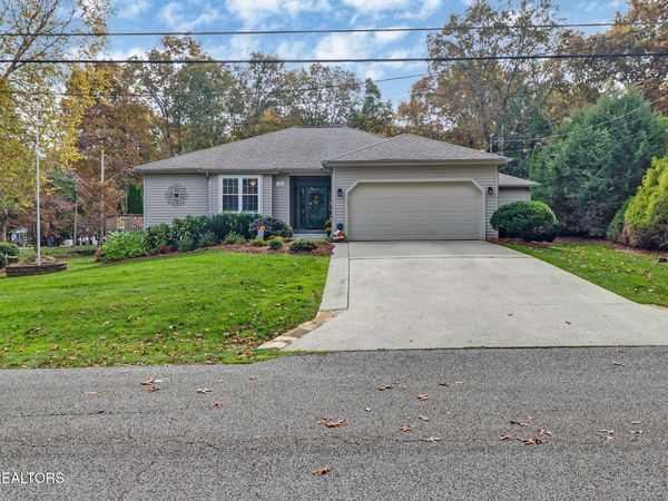 150 Dovenshire Drive, Crossville, TN 38558