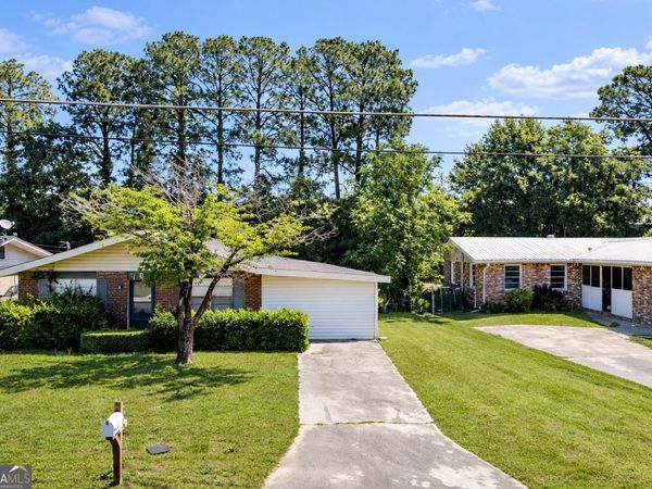 107 Chris Drive, Warner Robins, GA 31093