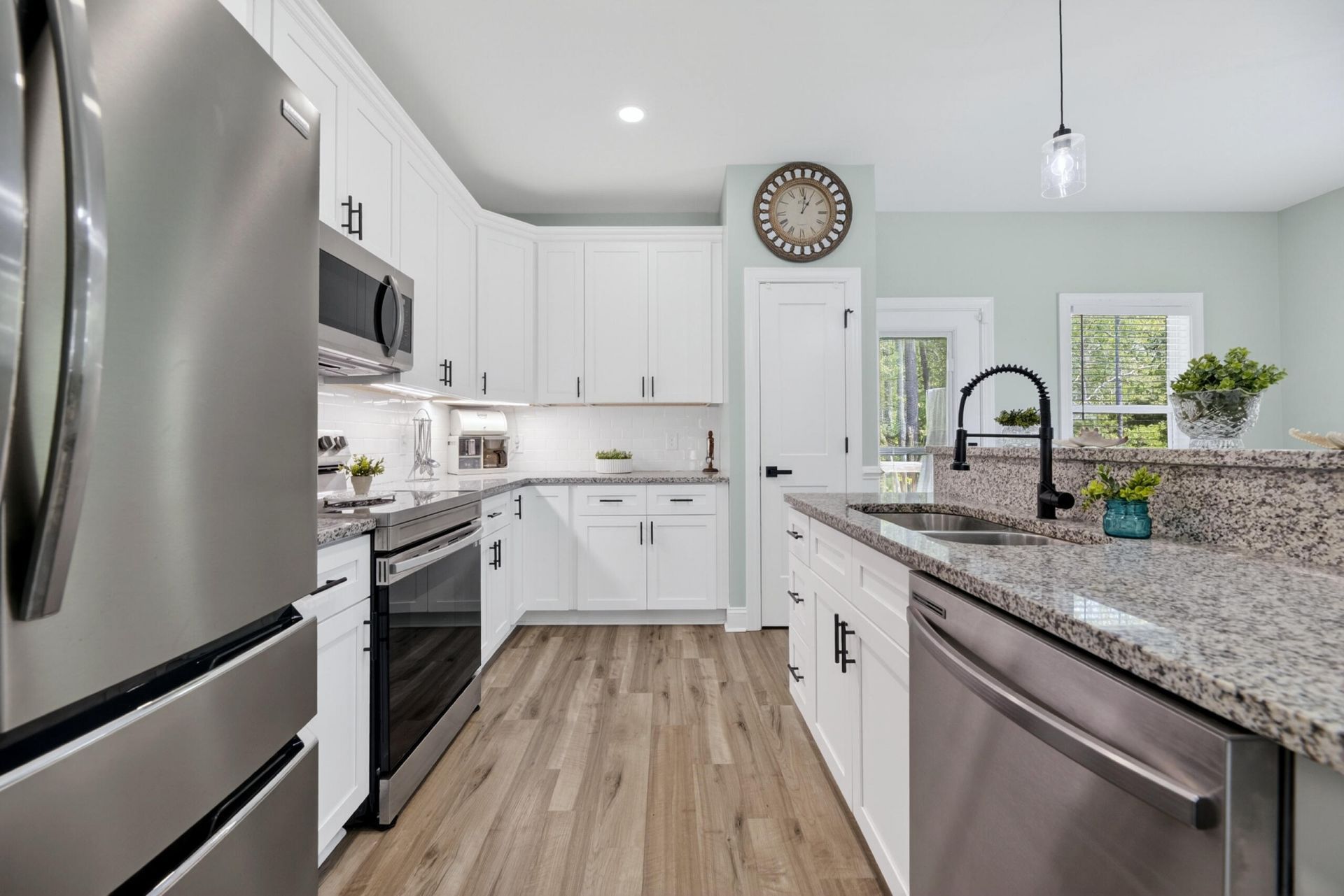 2036 NE Longwood Road Photo 15