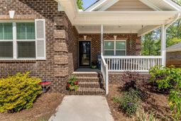 2036 NE Longwood Road photo 4