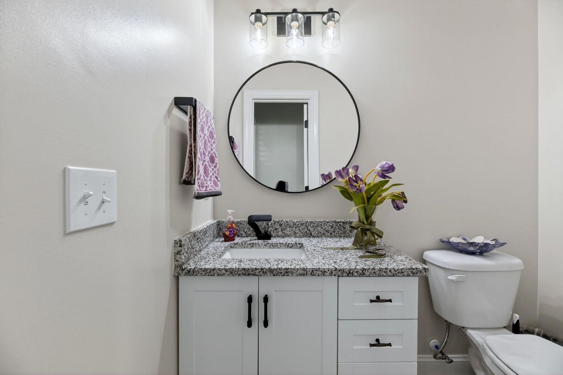 2036 NE Longwood Road Photo 33