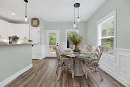 2036 NE Longwood Road photo 4