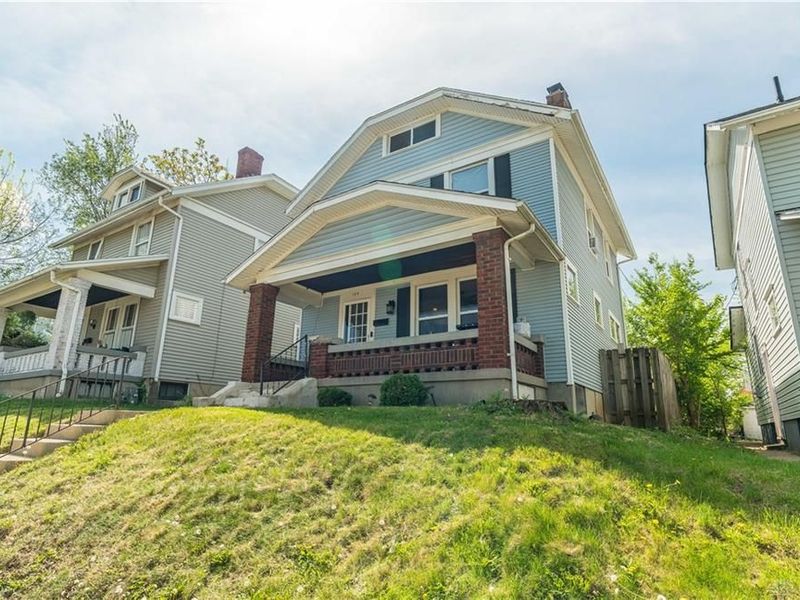 129 Linsan Court, Dayton, OH 45410 Photo 2