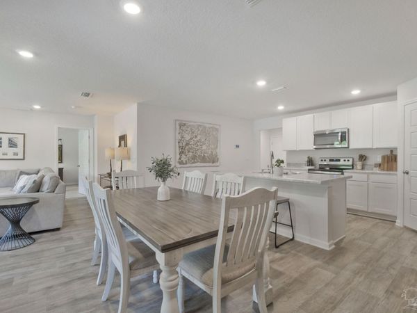 7541 Steeplechase Blvd, Pensacola, FL 32526