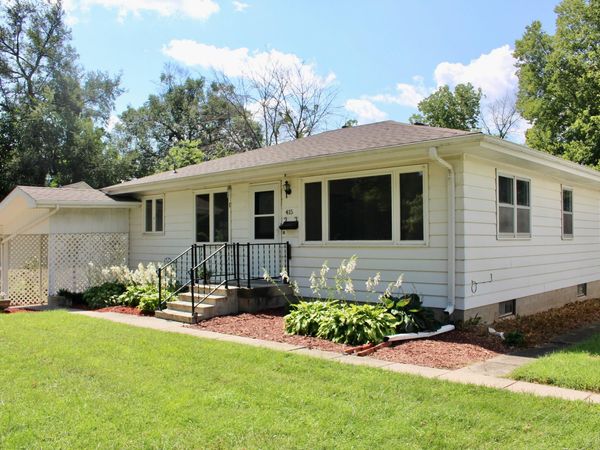 415 S Walnut Avenue, Ames, IA 50010