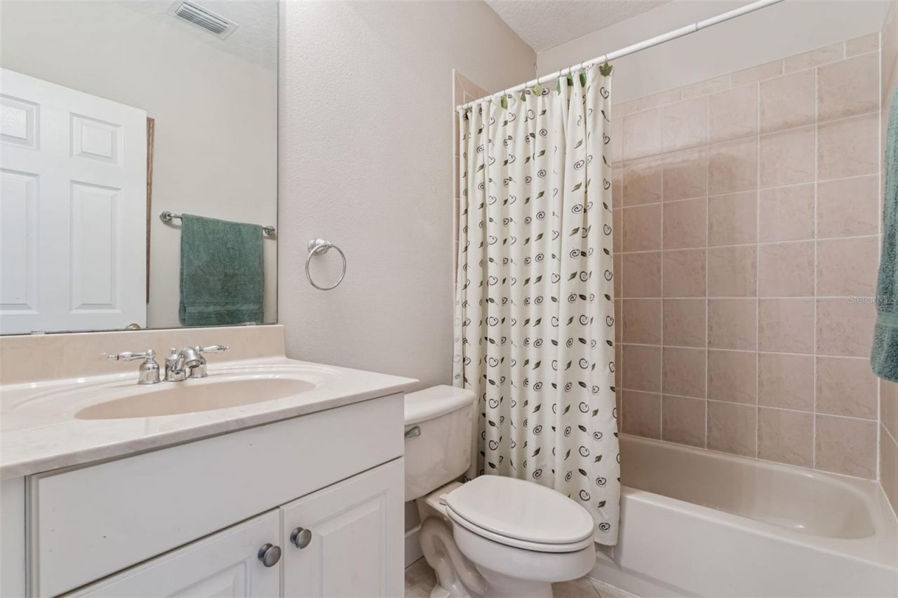 8225 Lynch Drive, Orlando, FL 32835 Photo