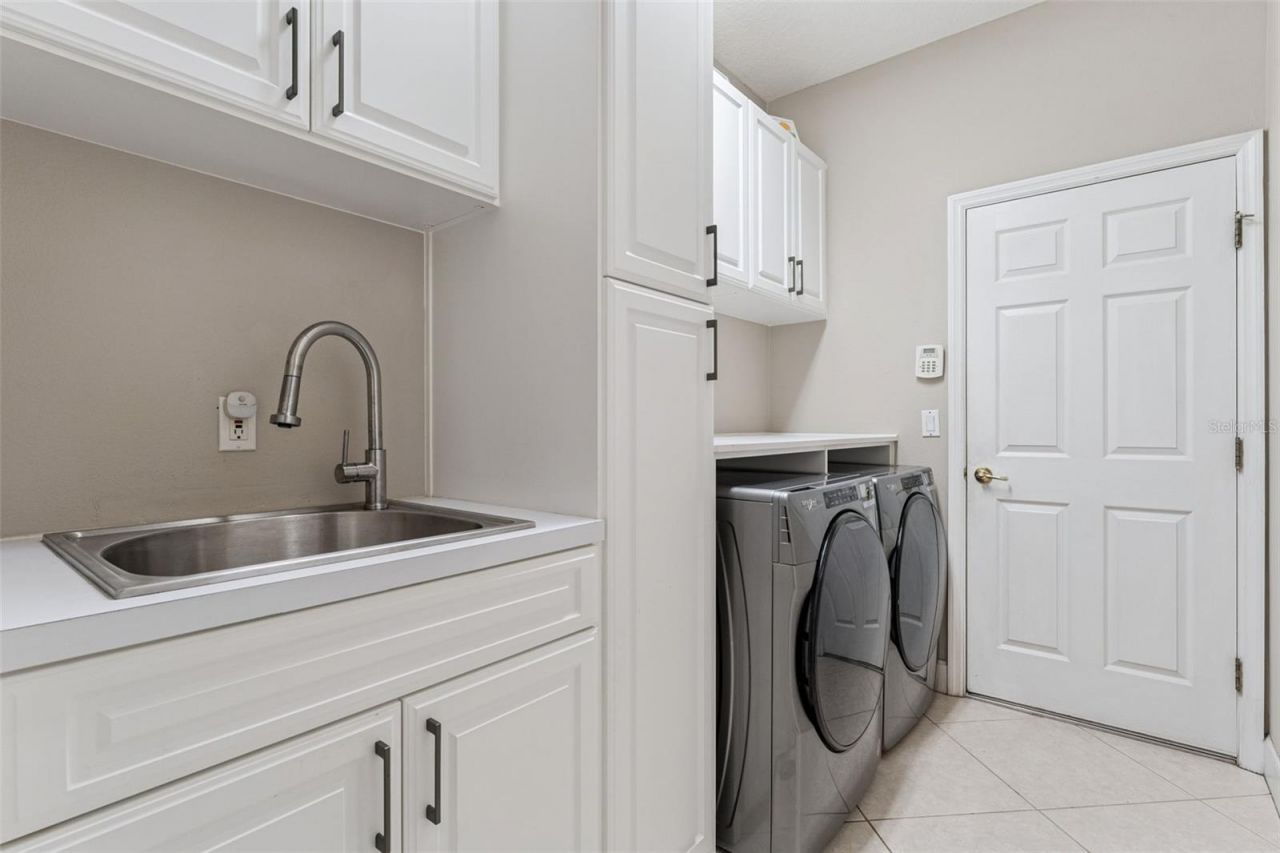 8225 Lynch Drive, Orlando, FL 32835 Photo