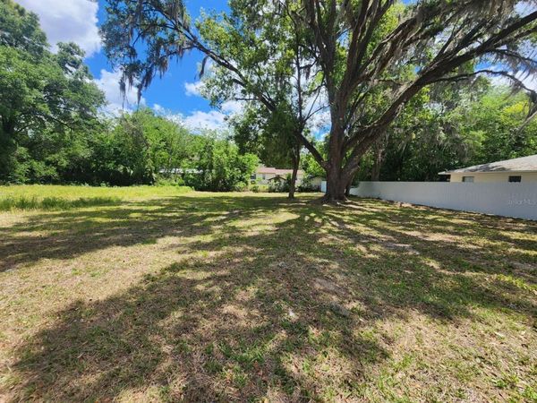 2421 NW 3RD AVENUE, OCALA, FL 34475