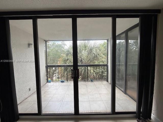 8429 Forest Hills Dr , Unit 301, Coral Springs, FL 33065 Photo