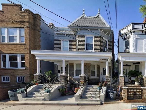 89 Liberty Place A, WEEHAWKEN, NJ 07086