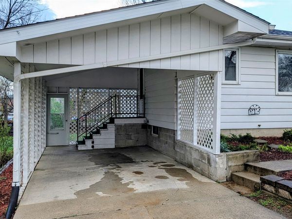 415 S Walnut Avenue, Ames, IA 50010