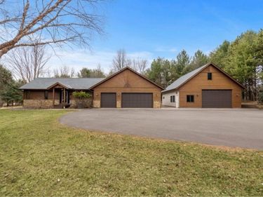 14919 97th Street N, Stillwater, MN 55082