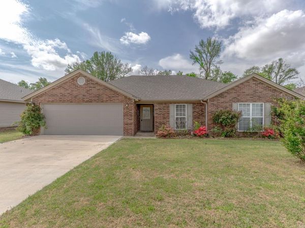 6033 Spencer Dr , Jonesboro, AR 72405