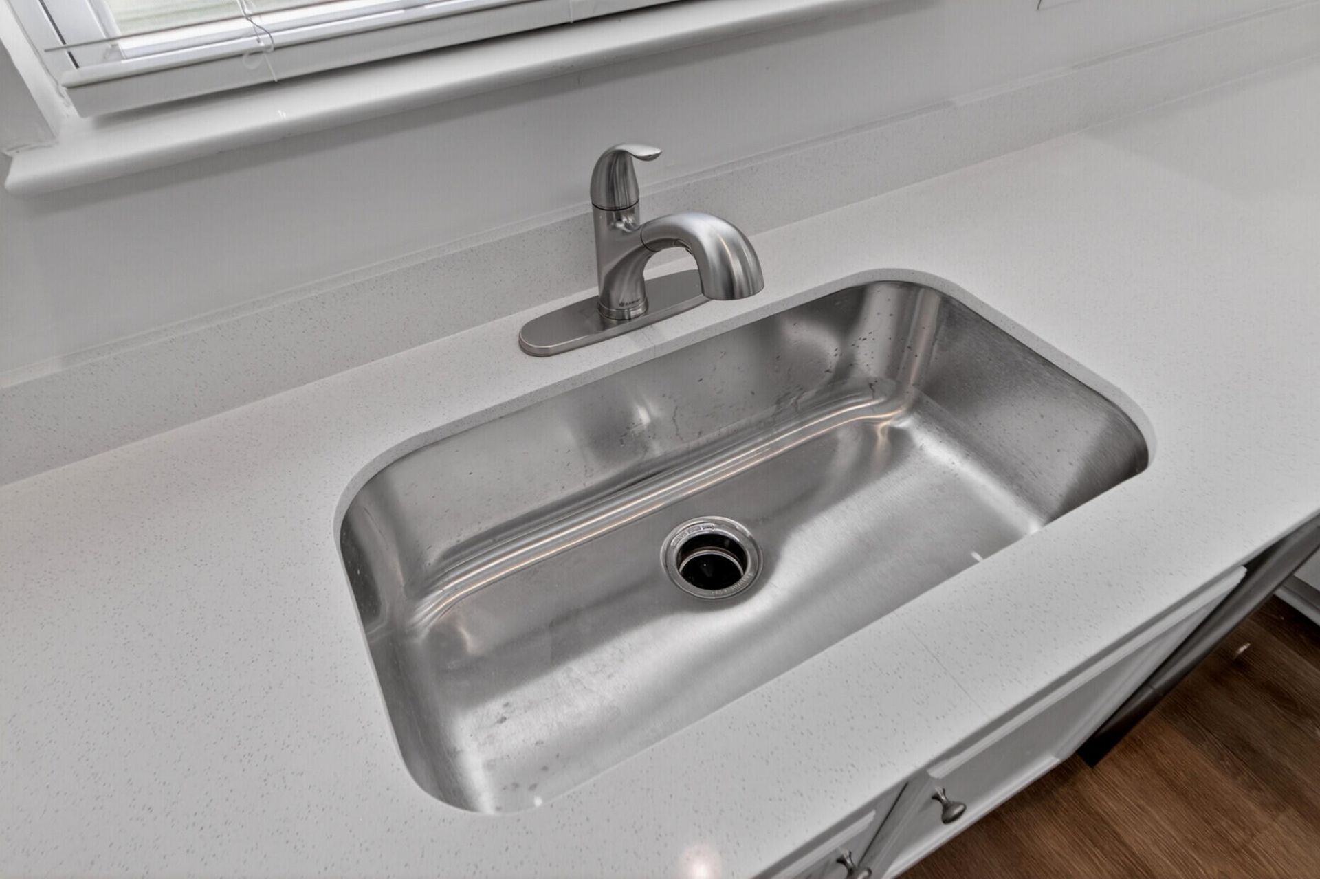 250 White Street Photo 13