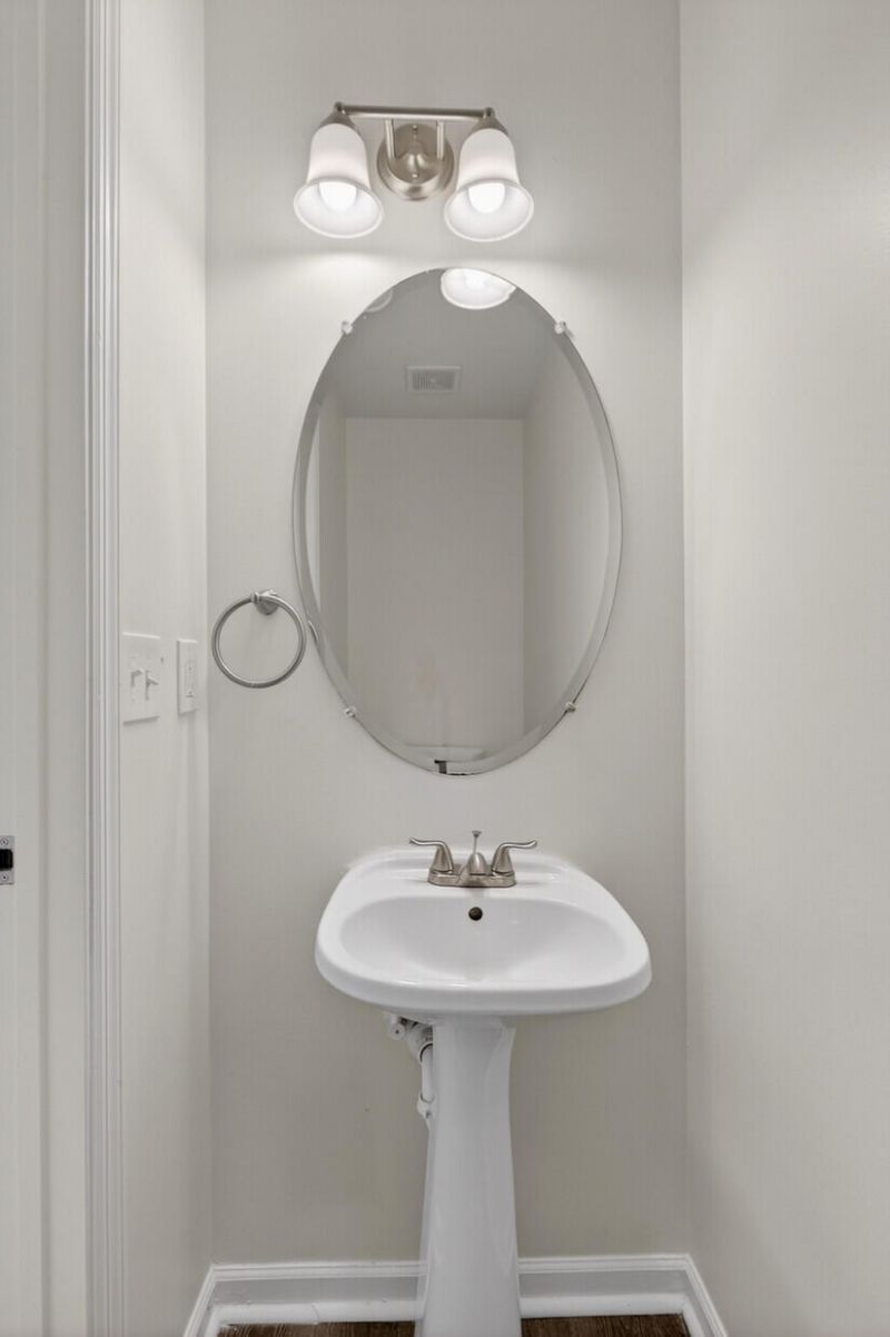 250 White Street Photo 15