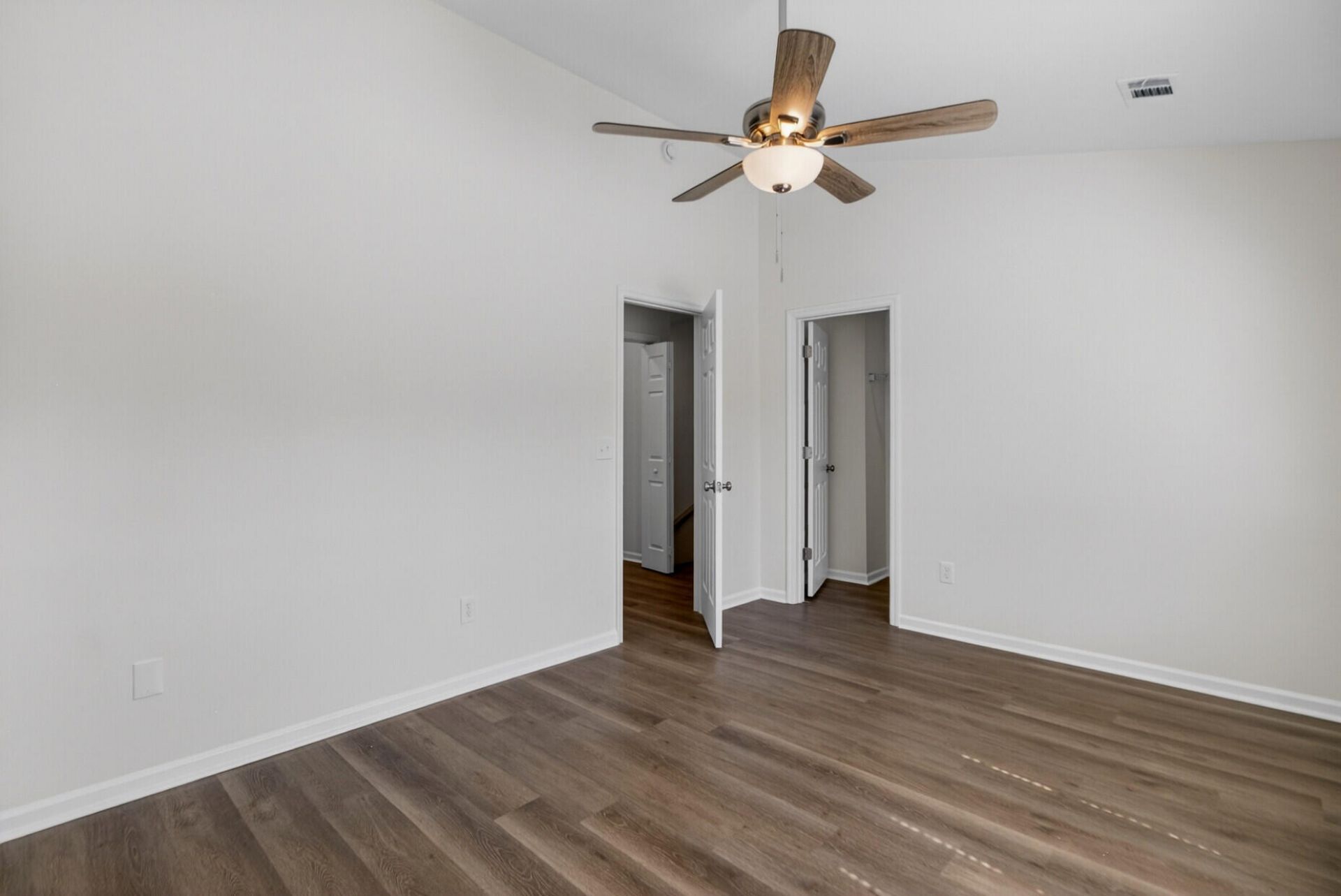 250 White Street Photo 18