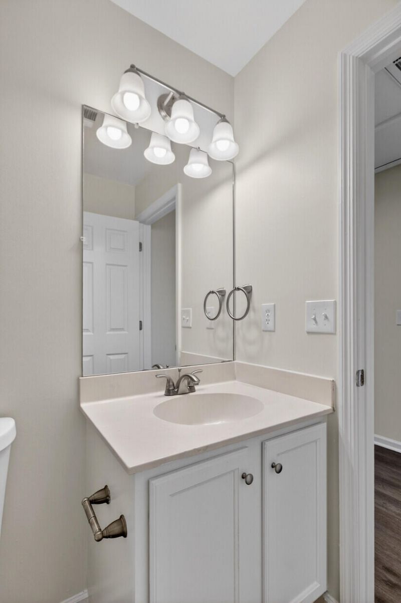 250 White Street Photo 24