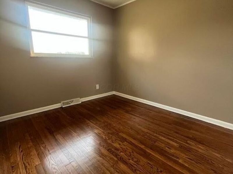 4366 E Mound Street, Columbus, OH 43227 Photo 11