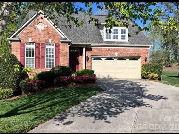 1273 Winged Foot Drive , Denver, NC 28037