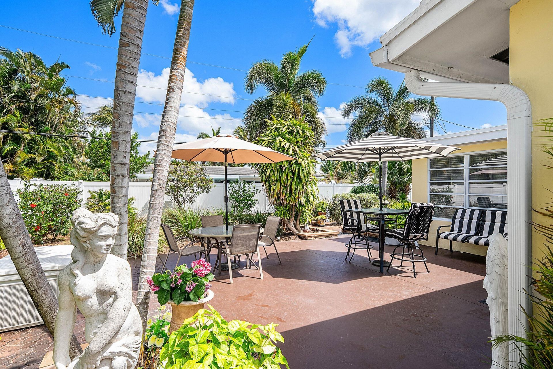 2741 NE 52nd Street, Lighthouse Point, FL 33064 Photo