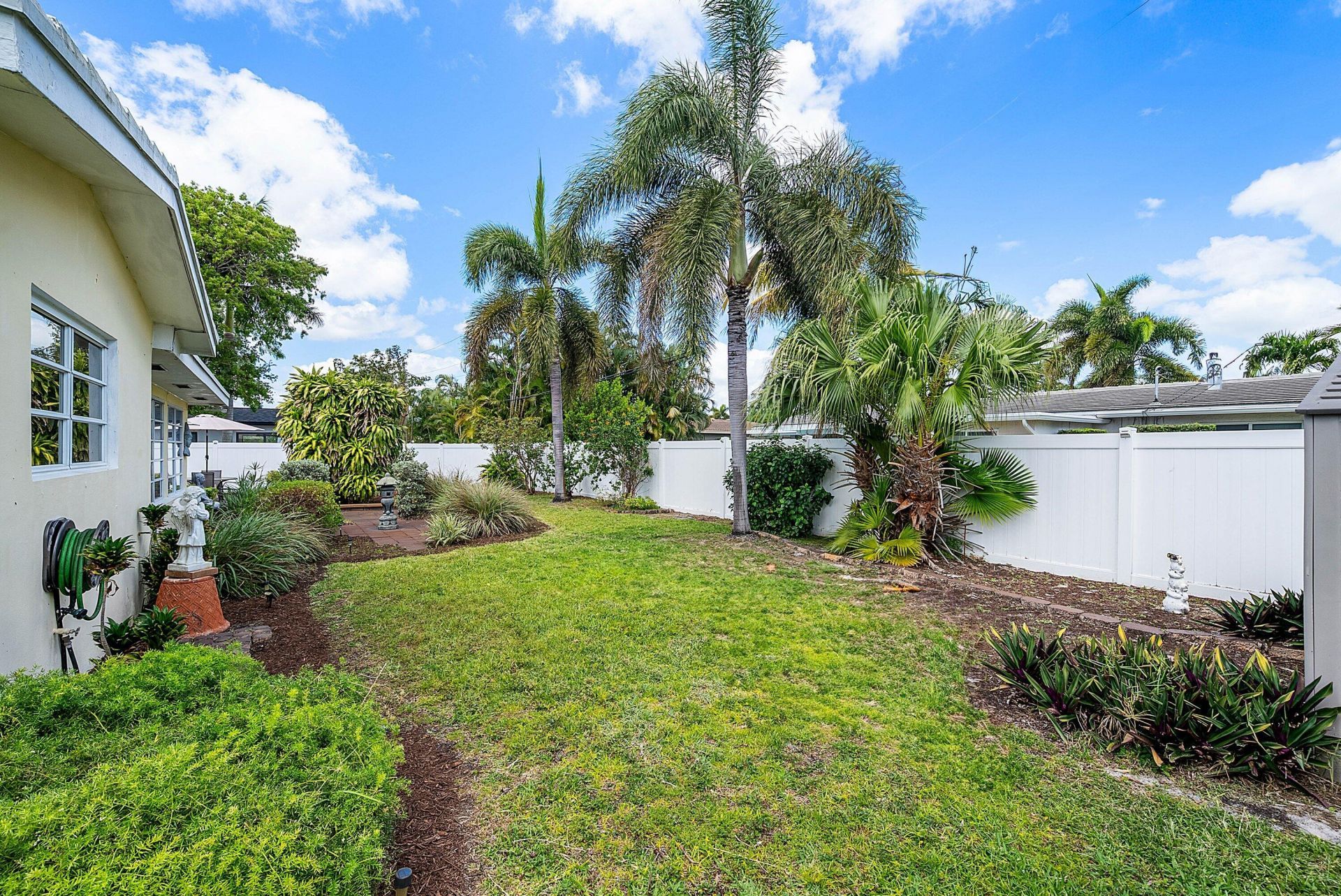2741 NE 52nd Street, Lighthouse Point, FL 33064 Photo