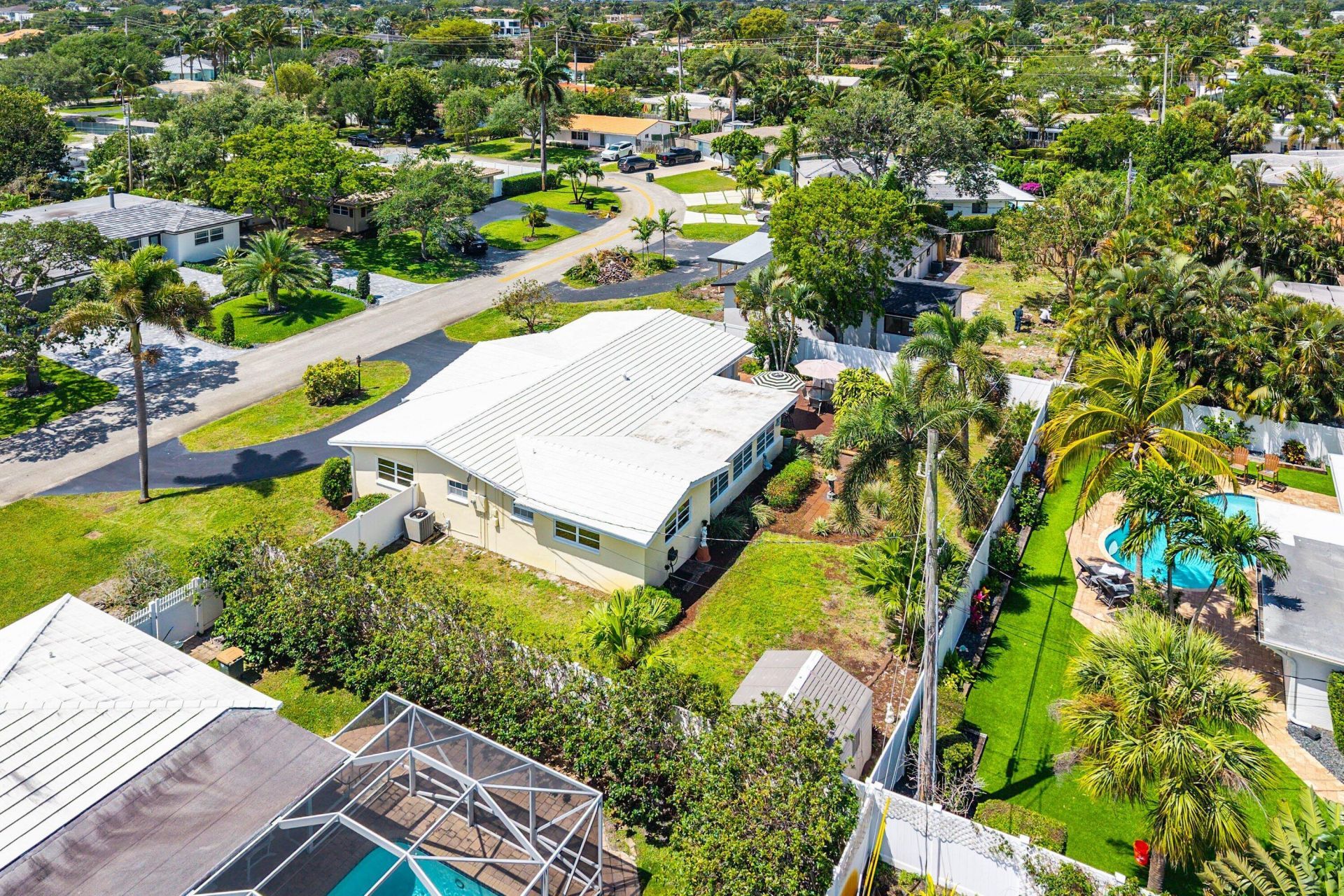 2741 NE 52nd Street, Lighthouse Point, FL 33064 Photo
