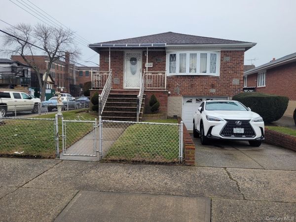 9720 158th Avenue , Howard Beach, NY 11414