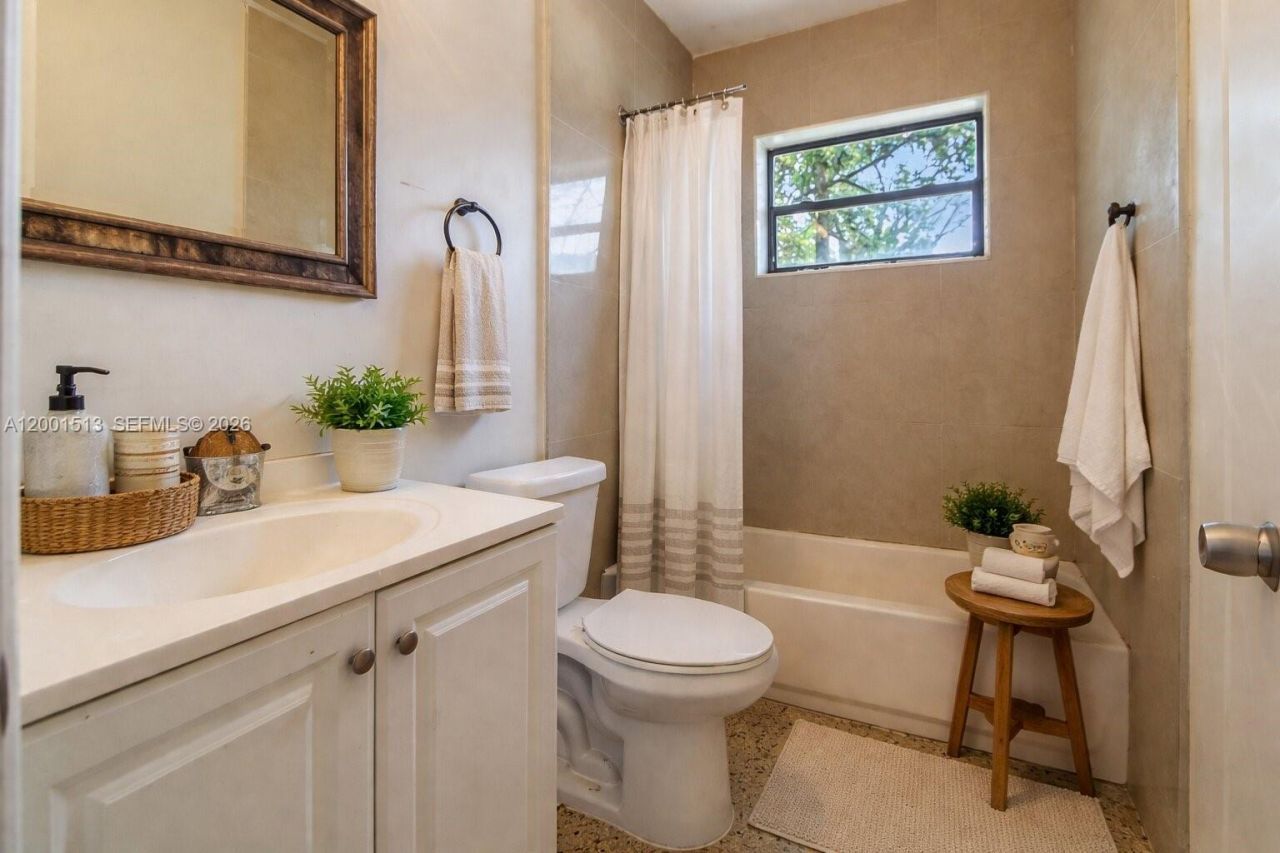 680 SW 31st Ave , Fort Lauderdale, FL 33312 Photo