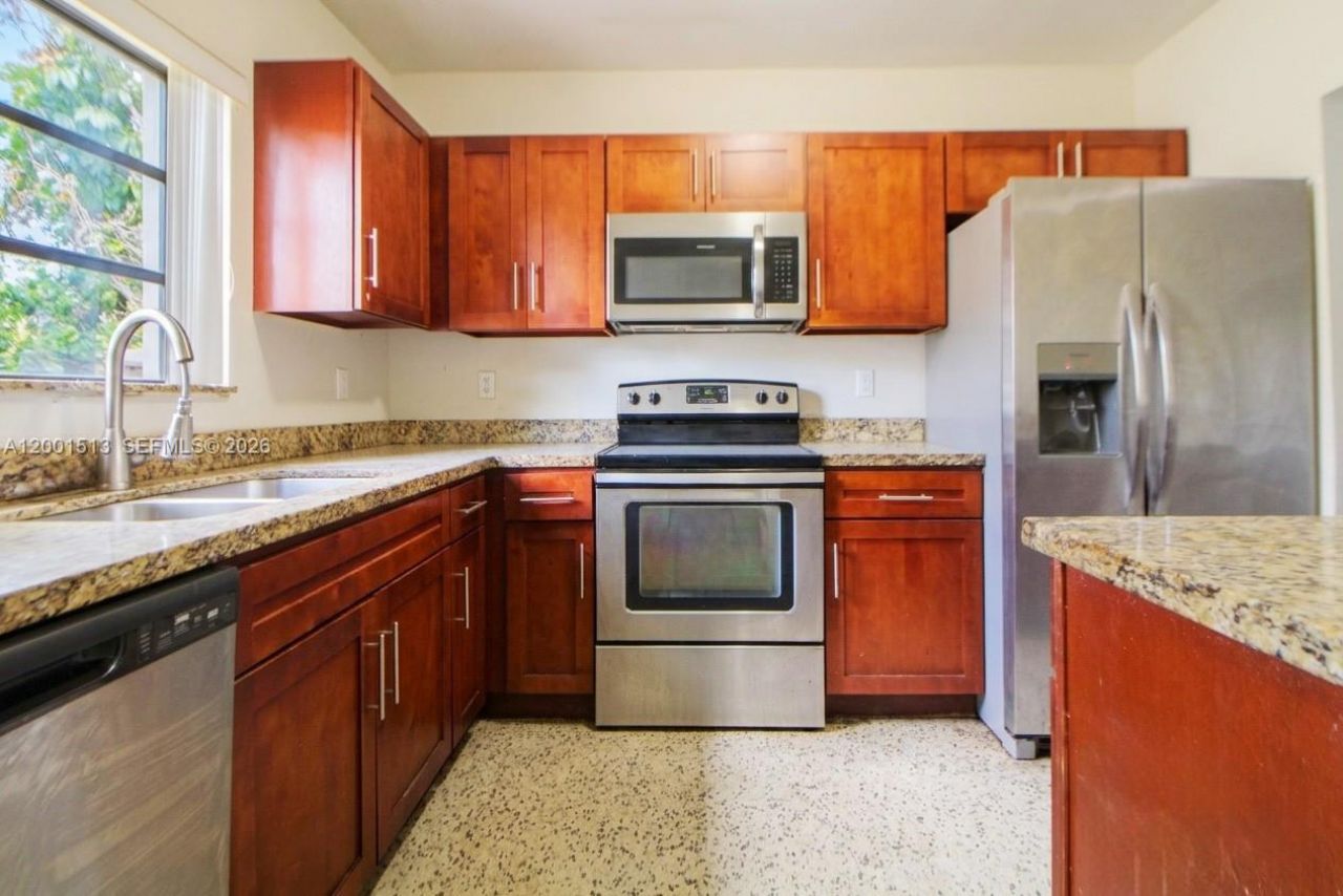 680 SW 31st Ave, Fort Lauderdale, FL 33312 Photo